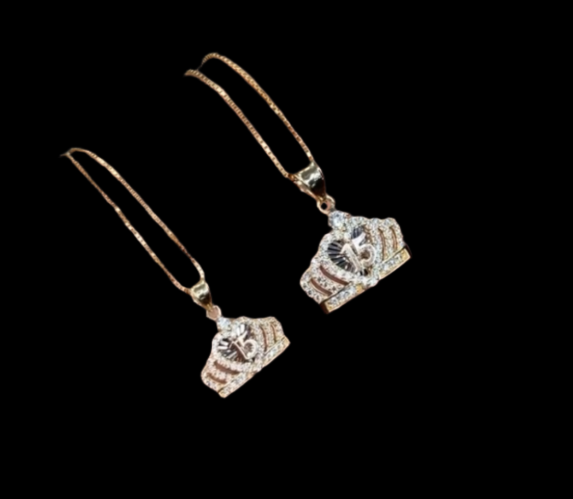 14K Gold Quinceañera Pendant & Chain Set