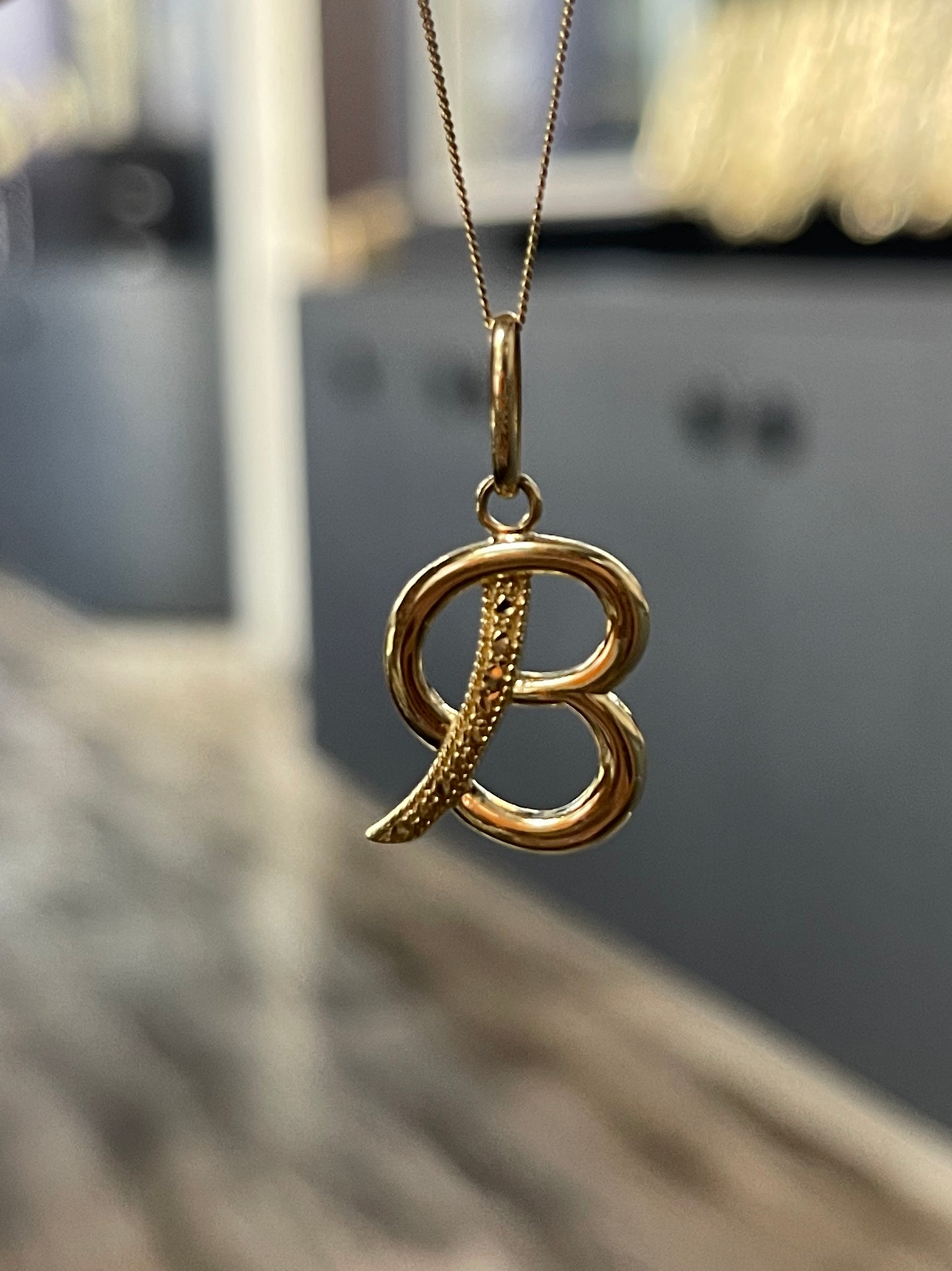 14K "B" Initial Pendant & Chain Set